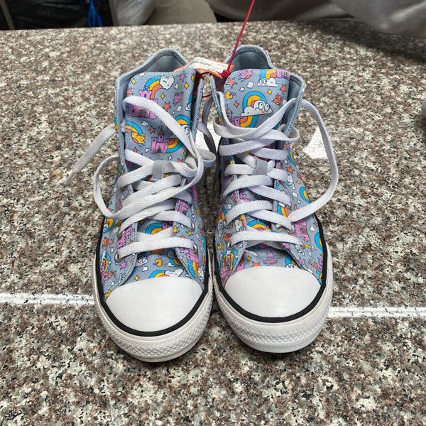 GIRLS CONVERSE SHOES W/CASTLE/RAINBOWS 3