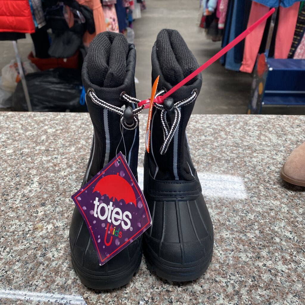 BOYS TOTES RAIN BOOTS 12M NWT