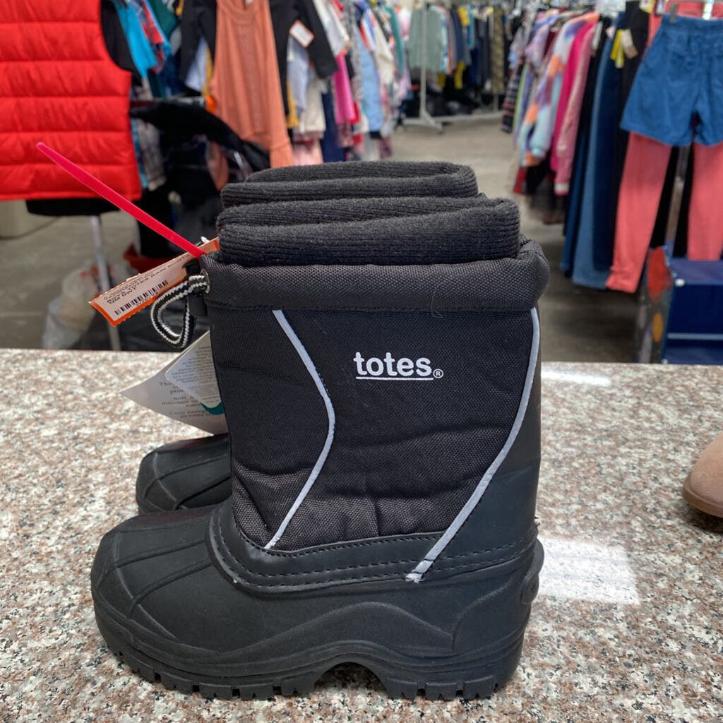 BOYS TOTES RAIN BOOTS 12M NWT