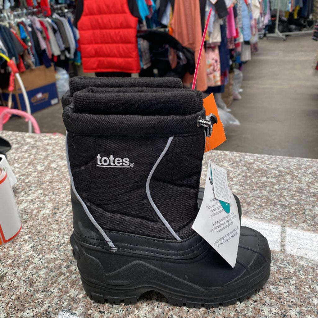 BOYS TOTES RAIN BOOTS 12M NWT