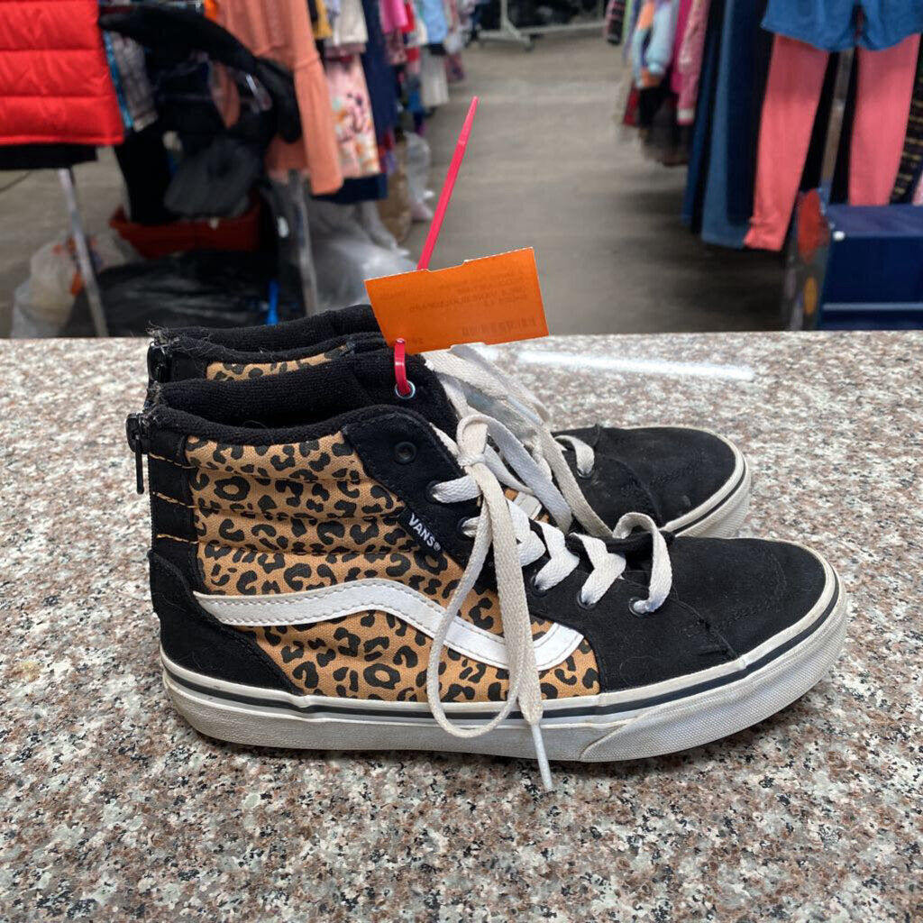 GIRLS VANS BLK/LEOPARD SHOES 4.5