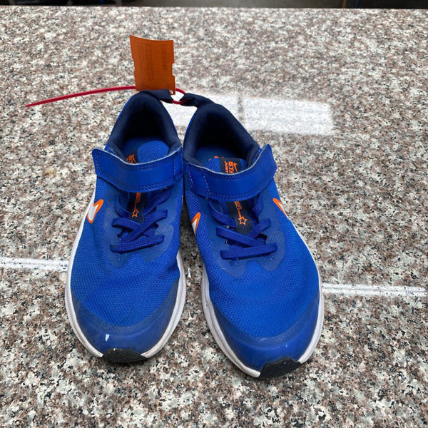 BOYS NIKE SHOES ROYAL BLUE/WHITE/ORANGE 1Y