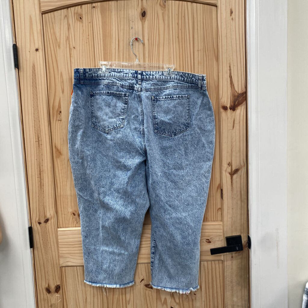 WOMENS EST. DENIM CAPRIS 24W