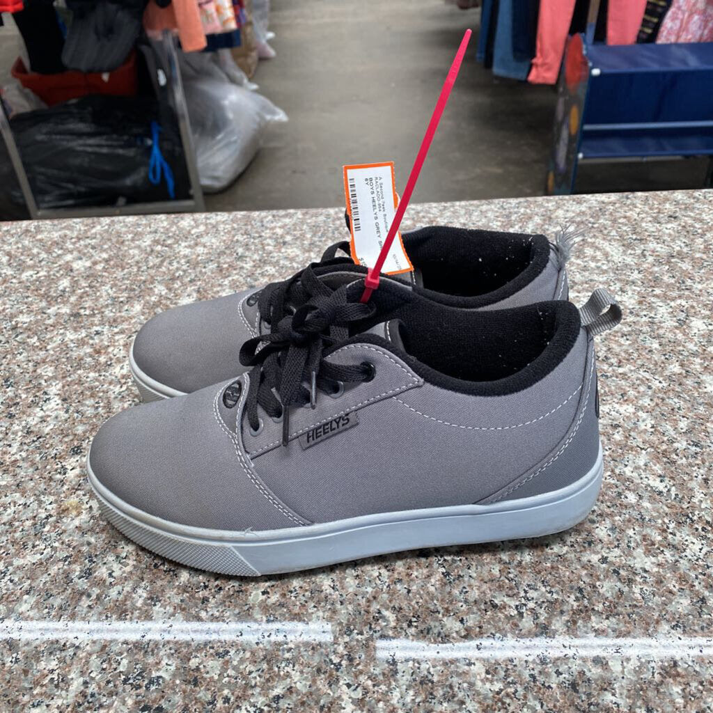 BOYS HEELYS GREY SHOES 6Y