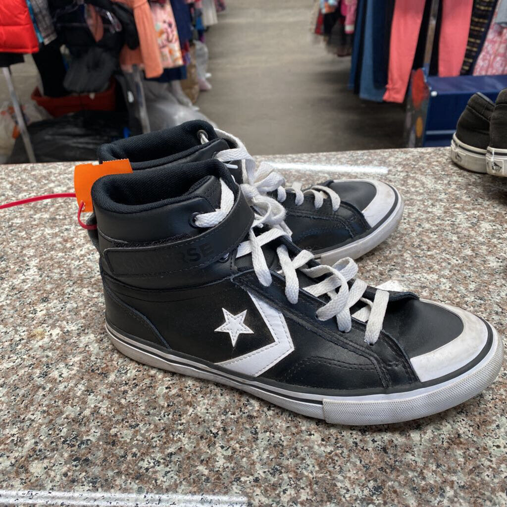 CONVERSE BLK/WHITE 5