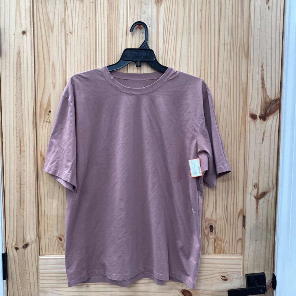MENS LULULEMON MAUVE T-SHIRT L