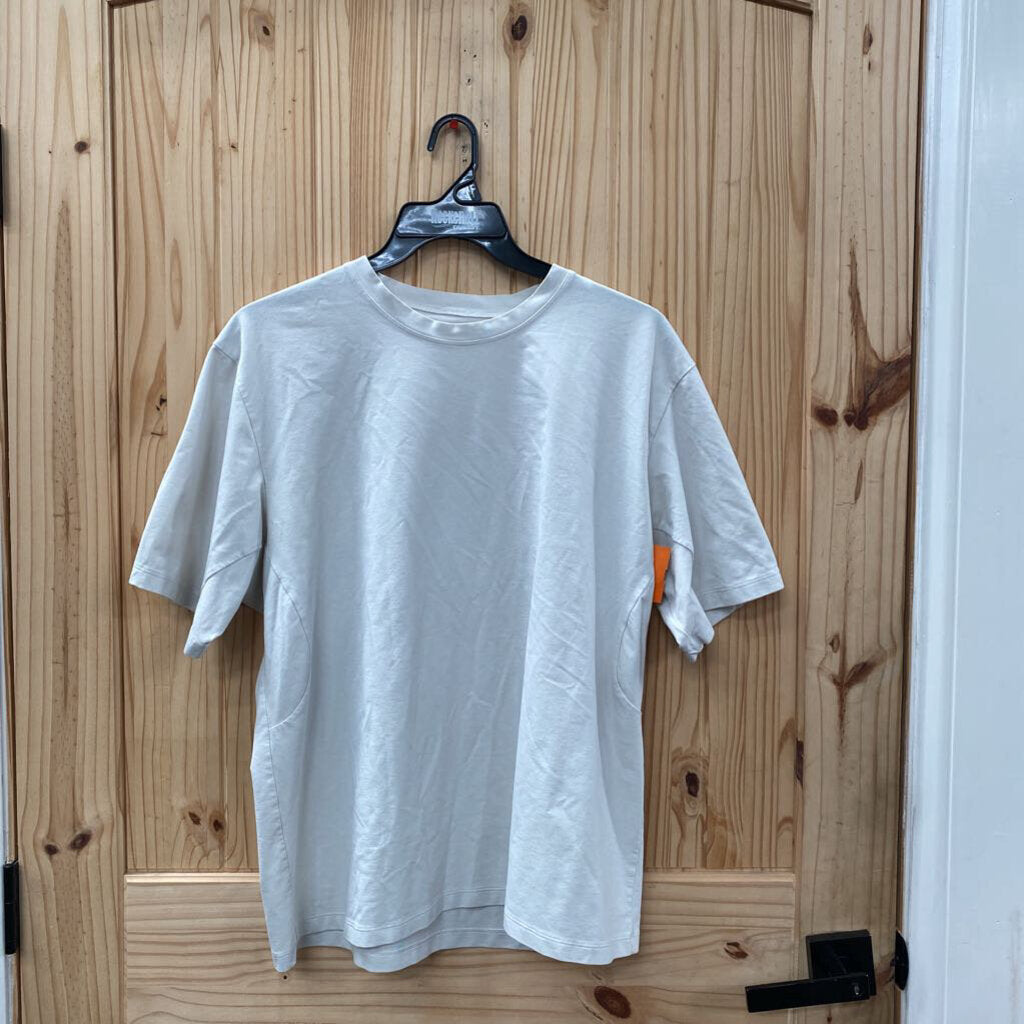 MENS LULULEMON OFF WHITE T-SHIRT L