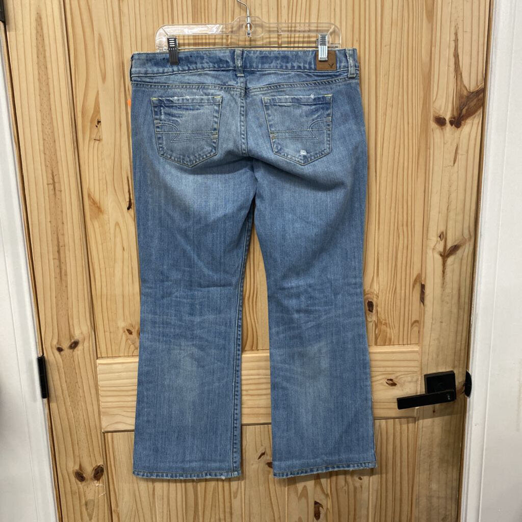 WOMENS AMERICAN EAGLE DENIM DIST. JEANS 6