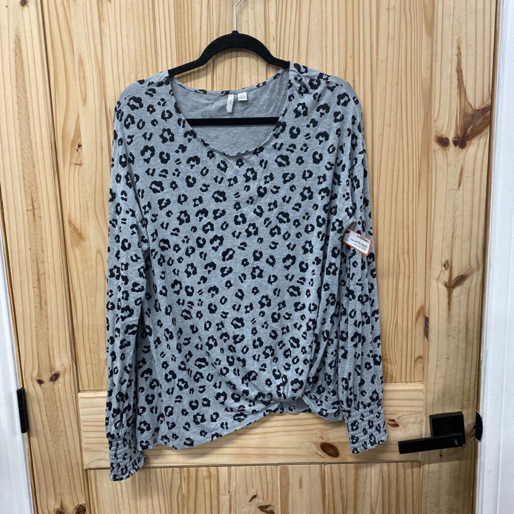 WOMENS EST. 1946 GREY LEOPARD SHIRT L