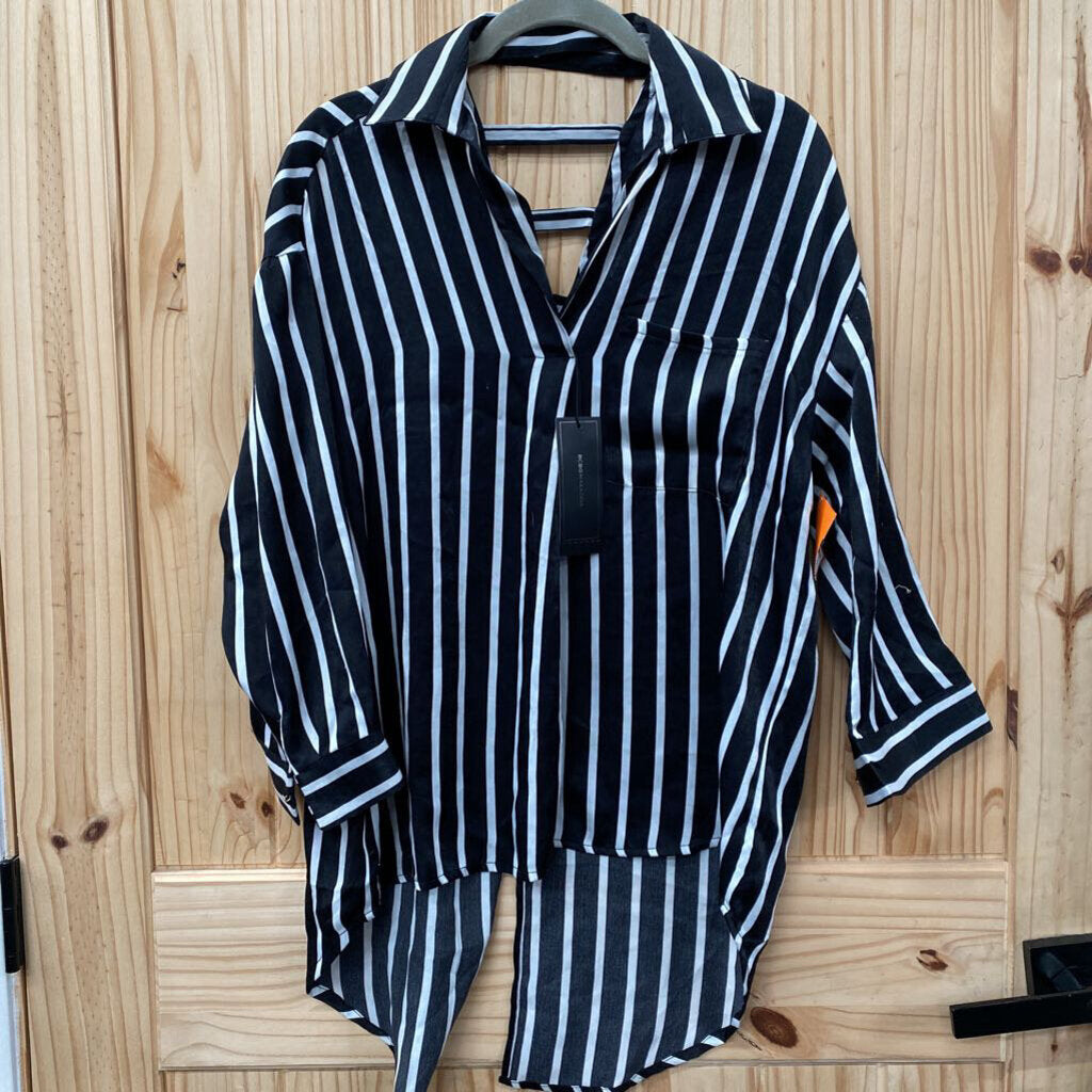 WOMENS BCBG BLK/WHITE CASUAL TOP L NWT