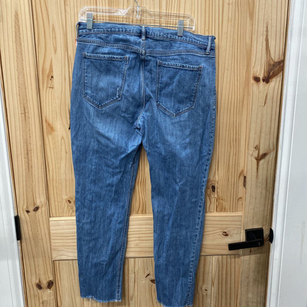 WOMENS OLD NAVY DENIM DIST. JEANS 12