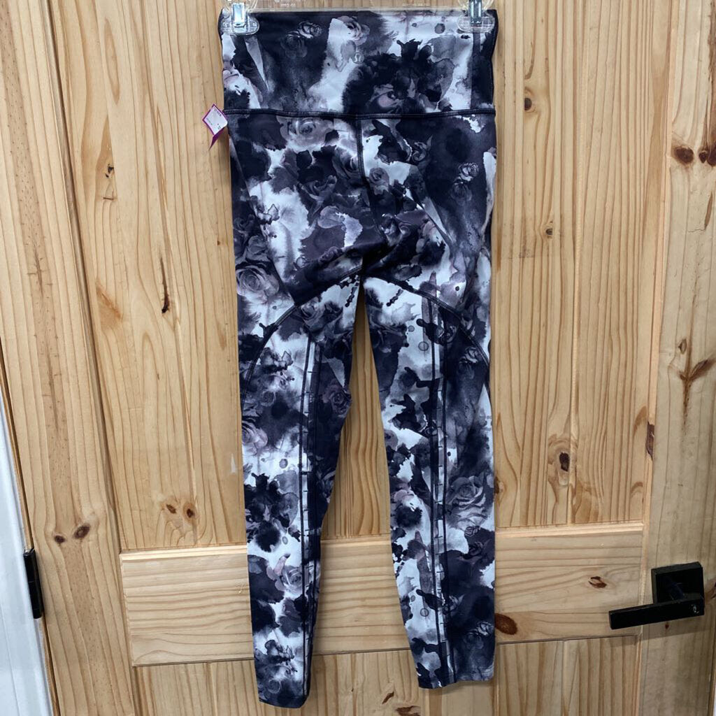 WOMENS LULULEMON BLK/WHITE LEGGINGS 4
