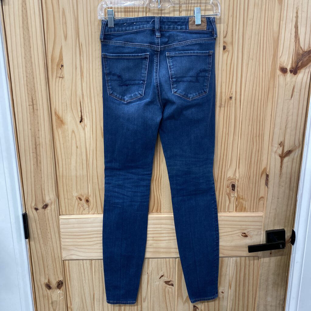 WOMENS AMERICAN EAGLE DENIM DIST. JEANS 2 LONG