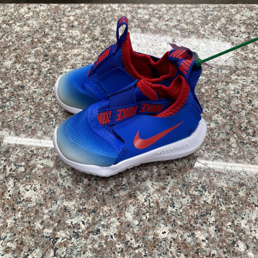BOYS NIKE SHOES RED/WHITE/BLUE 5C