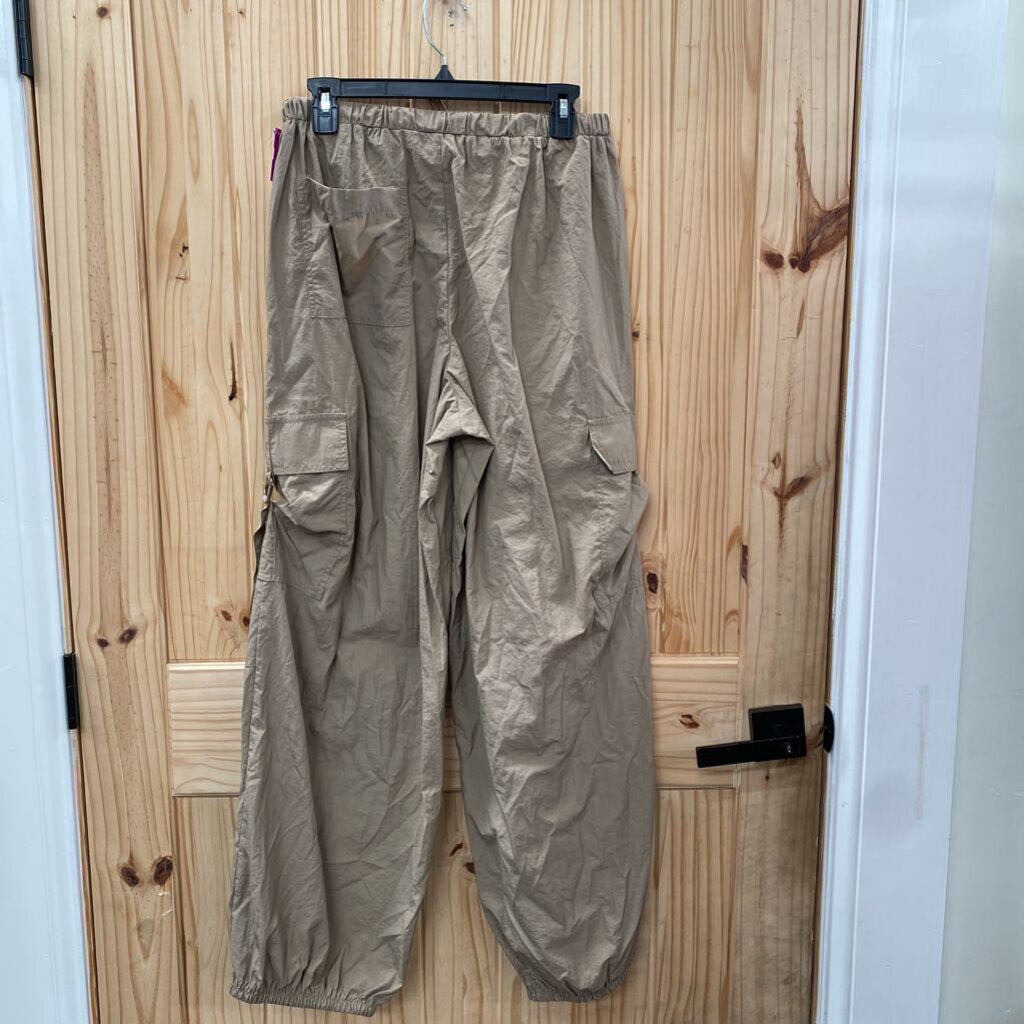 WOMENS PACSUN TAUPE PARACHUTE PANTS M NWT