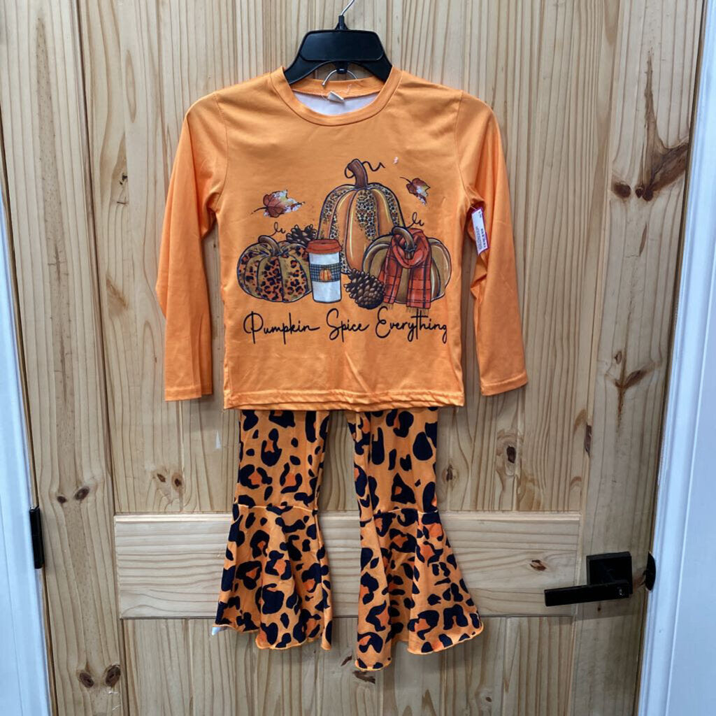 GIRLS PUMPKIN SPICE EVERYTHING 2PC SET ORANGE/LEOPARD W/PUMPKINS 120 5/6