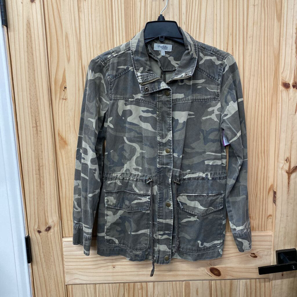 WOMENS CHARLOTTE RUSSE CAMO JACKET M