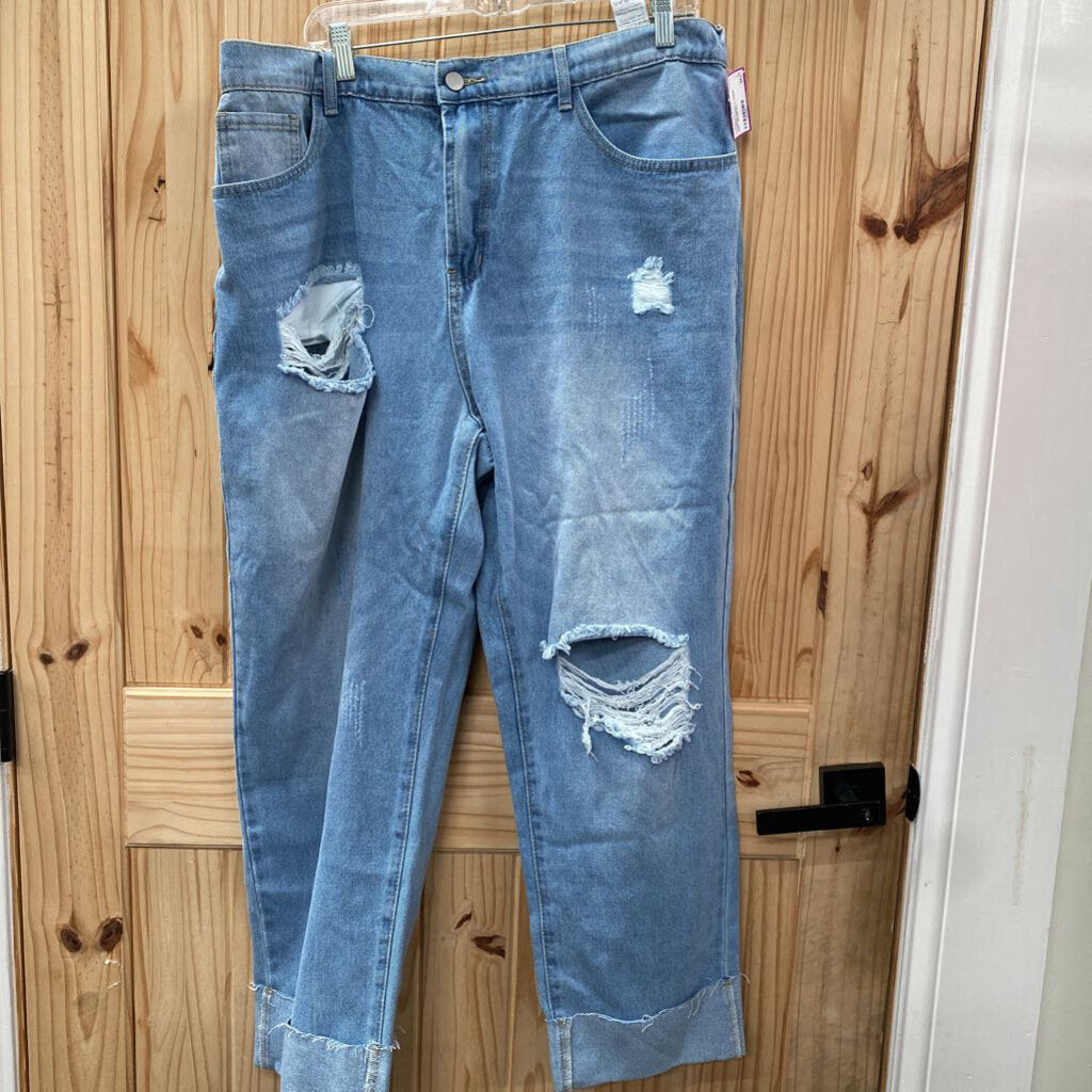 WOMENS SHEIN LT DENIM DIST. JEANS 2XL