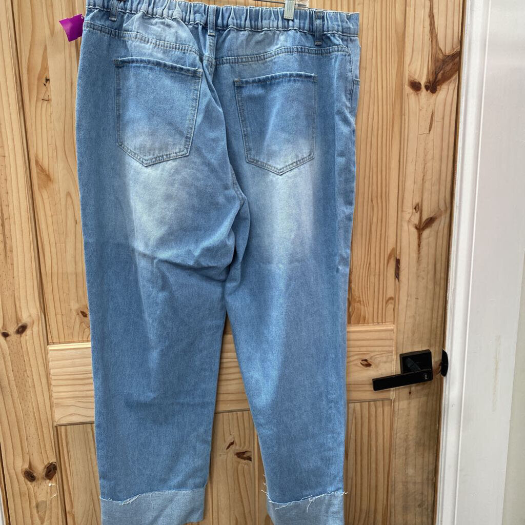 WOMENS SHEIN LT DENIM DIST. JEANS 2XL