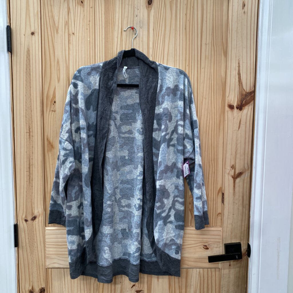 WOMENS NOW N FOREVER GREY CAMO CARDIGAN M