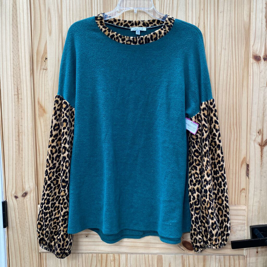 WOMENS WHITE BIRCH GREEN/LEOPARD SWEATER M