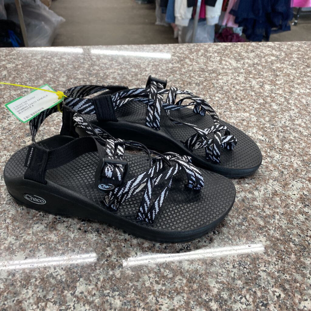 WOMENS CHACO SANDALS BLK/WHITE 8