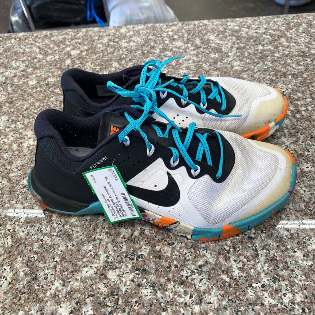 WOMENS NIKE FLYWIRE SHOES SKY BLUE/WHITE/BLK/ORANGE 7/5
