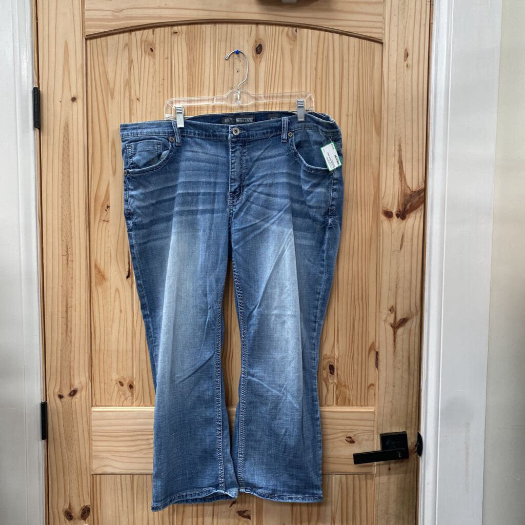 WOMENS BKE DENIM JEANS DEREK BOOTLEG 42