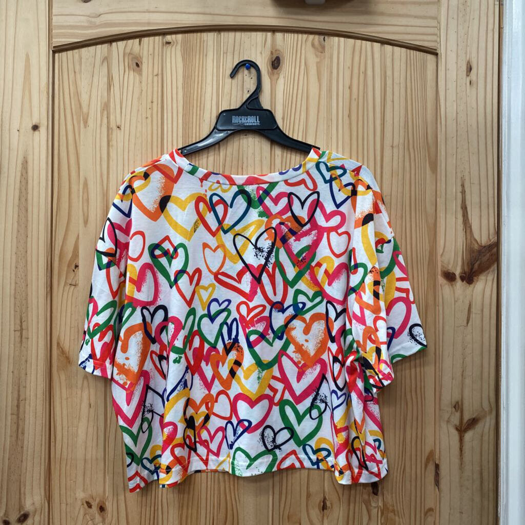 WOMENS SHEIN WHITE SHIRT W/MULTI COLOR HEARTS 3XL