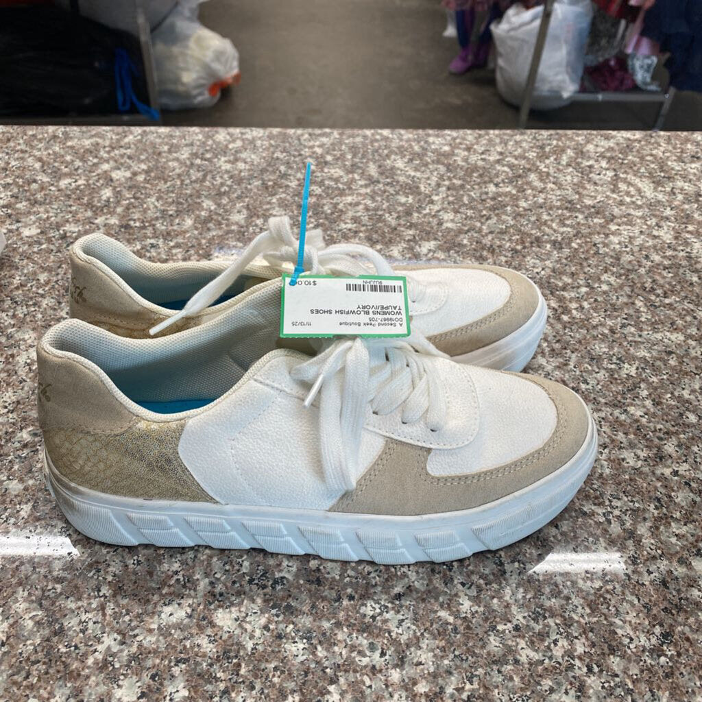 WOMENS BLOWFISH SHOES TAUPE/IVORY