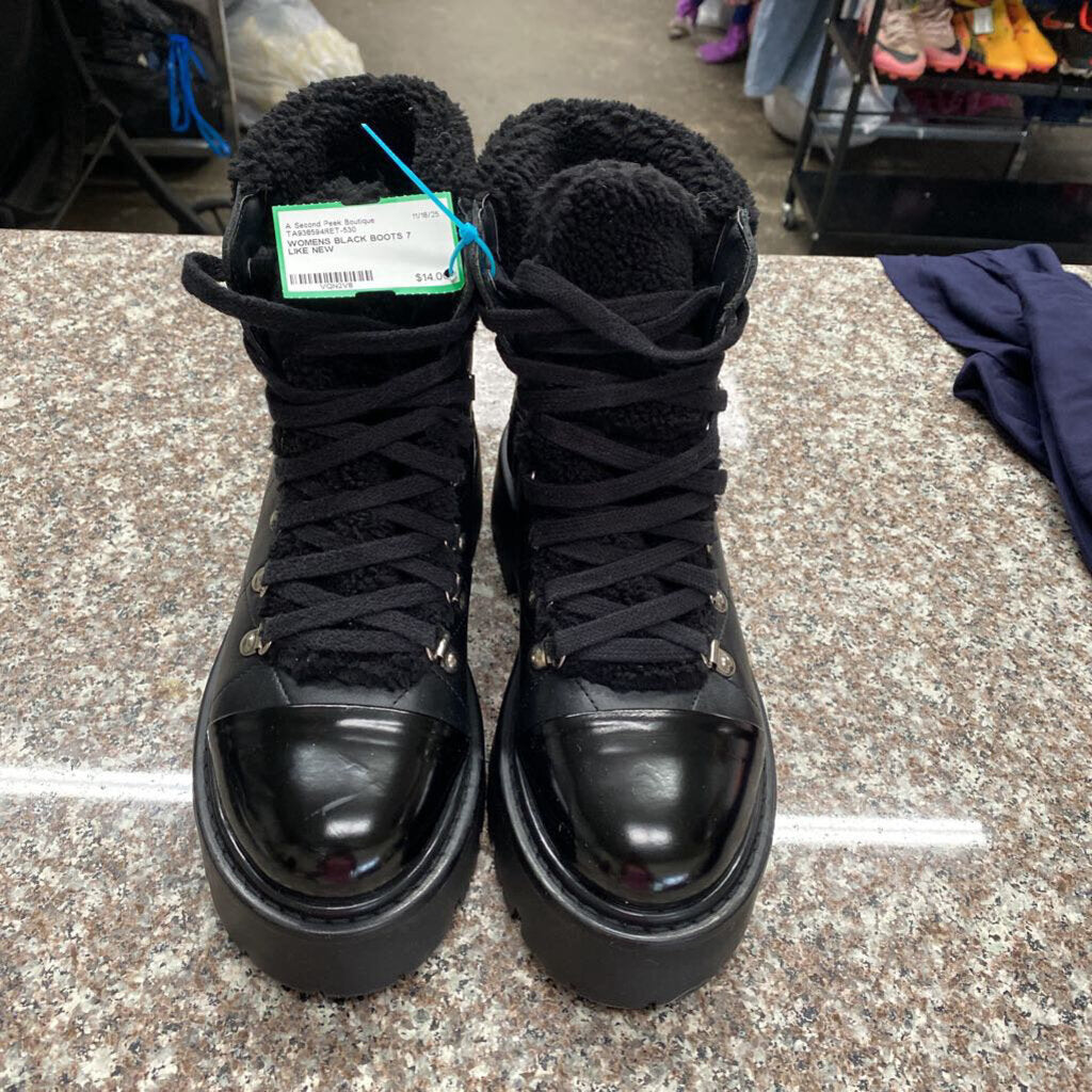 WOMENS BLACK BOOTS 7 LIKE NEW