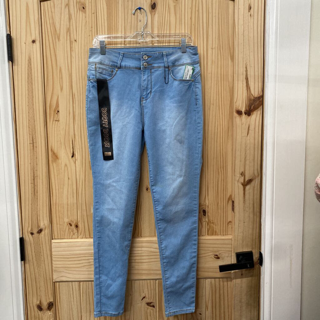 WOMENS ALMOST FAMOUS LT DENIM JEANS 13 NWT