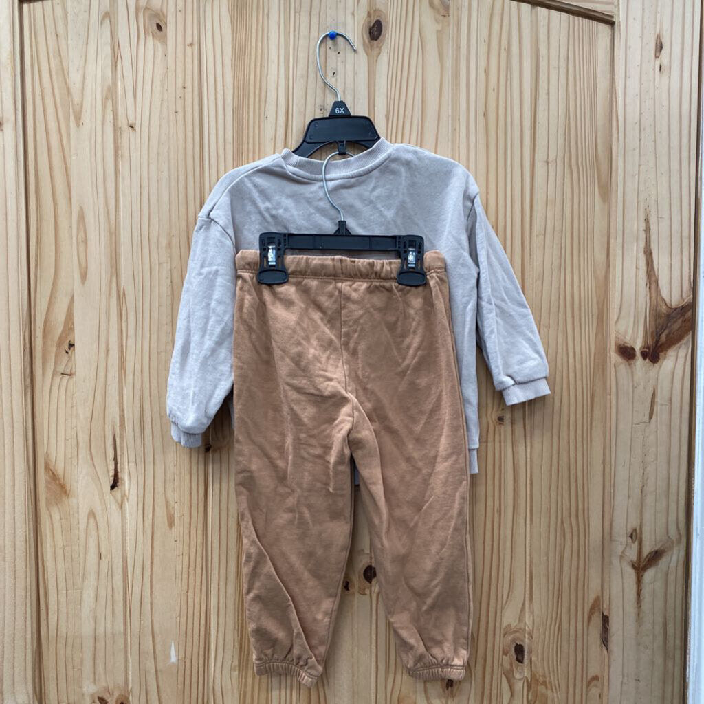 BOYS H&M 2PC SET TAUPE.LT BROWN W/BEAR FACE 3T