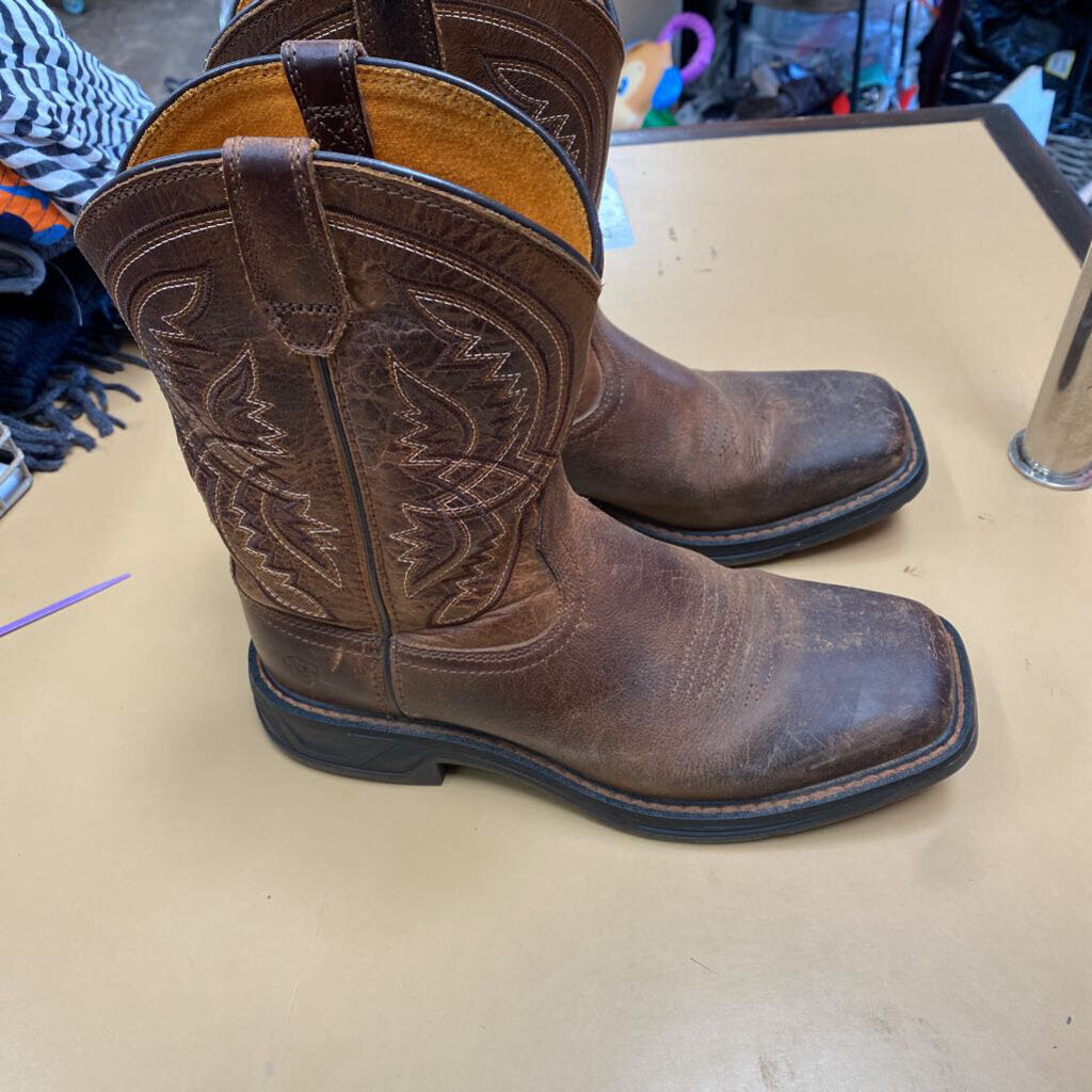 ARIAT BROWN BOOTS 5