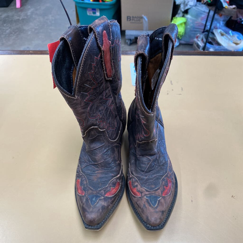 DK BROWN/RED BOOTS 12 1/2