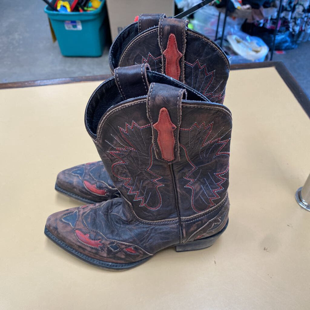 DK BROWN/RED BOOTS 12 1/2