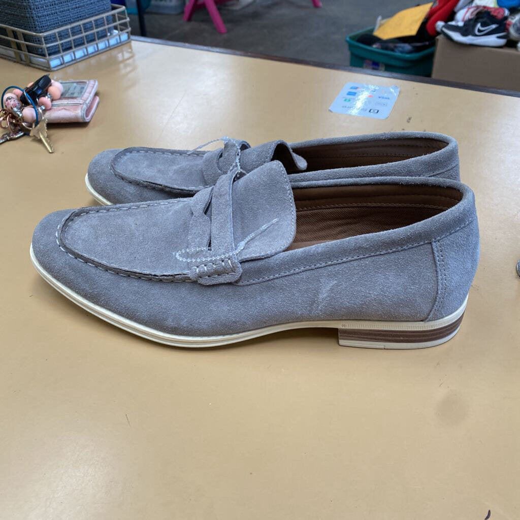 MENS MADDEN NYC LT GREY CASUAL SHOES 9 LIKE NEW