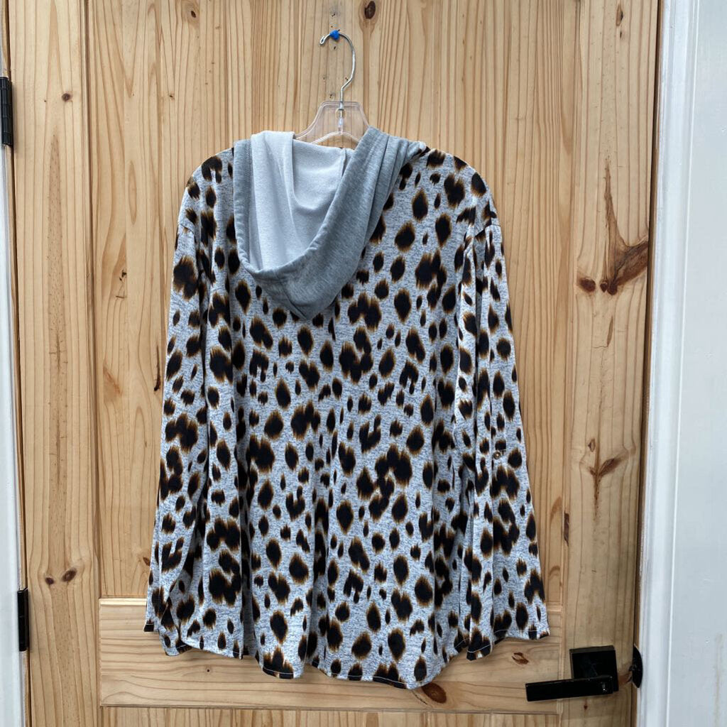 WOMENS PASSPORT LS HOODED SHIRT GREY LEOPARD 1X/2X