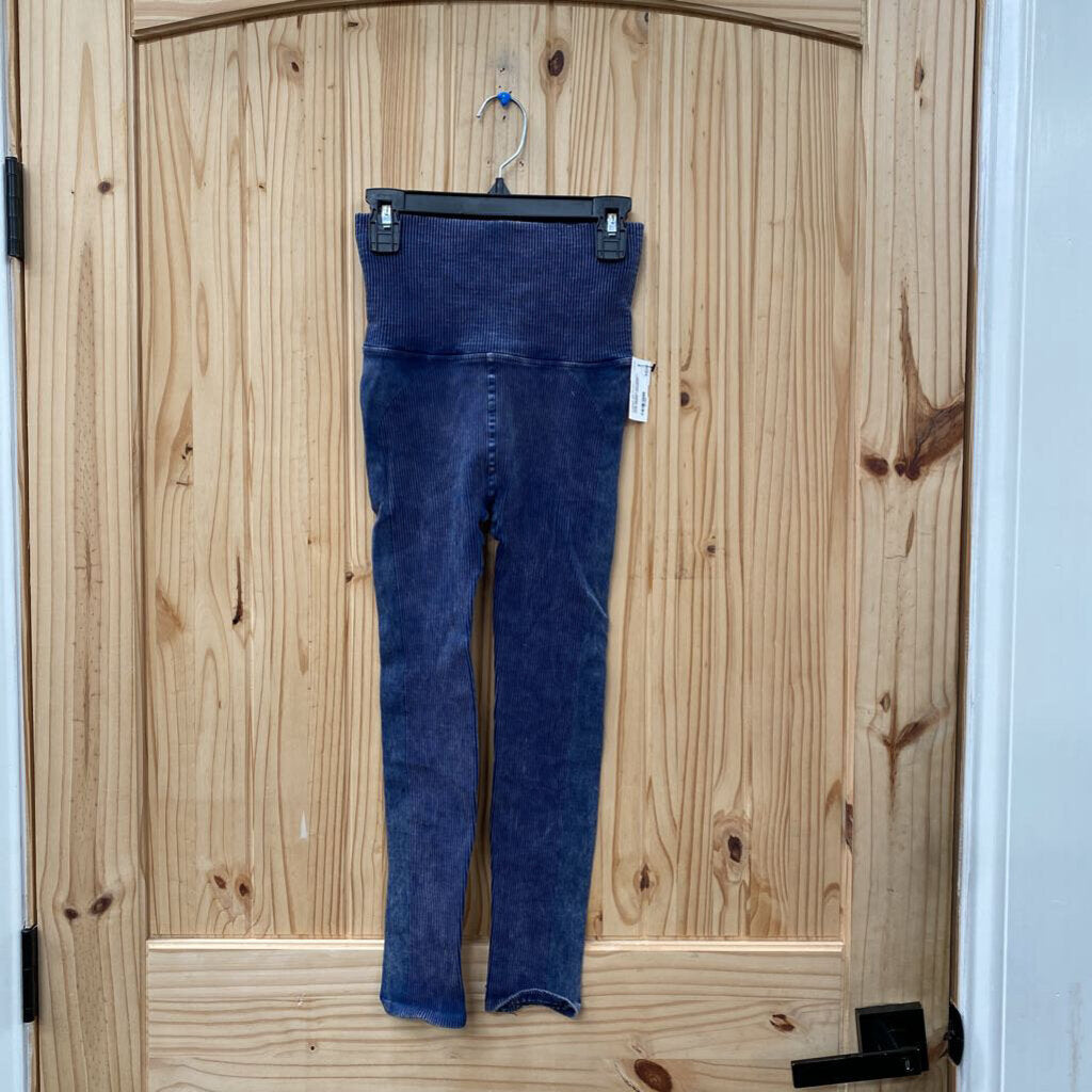 FREE PEOPLE MOVEMENT XS/S RIBBED LEGGINGS