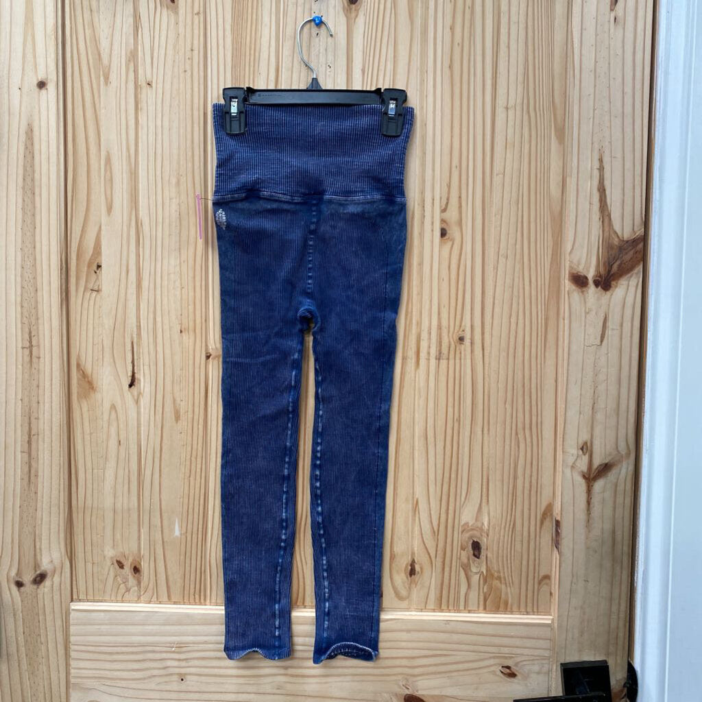 FREE PEOPLE MOVEMENT XS/S RIBBED LEGGINGS