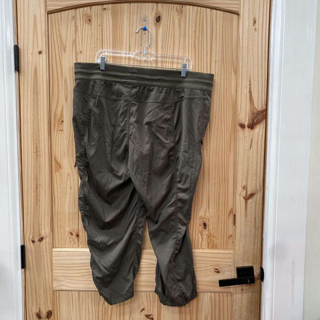 WOMENS THE NORTH FACE PANTS DK OLIVE GREEN XXL NWT