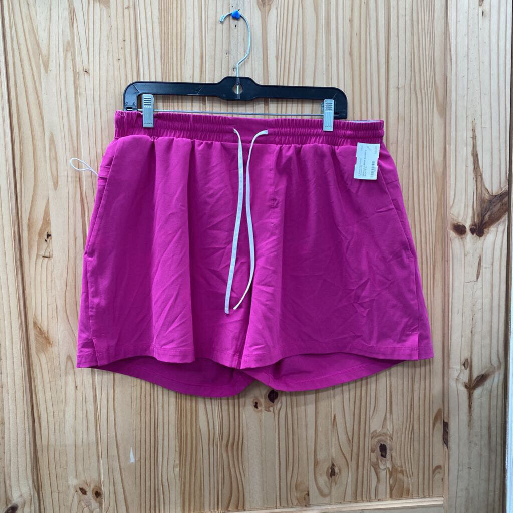 MENS LULULEMON MAGENTA SHORTS XL
