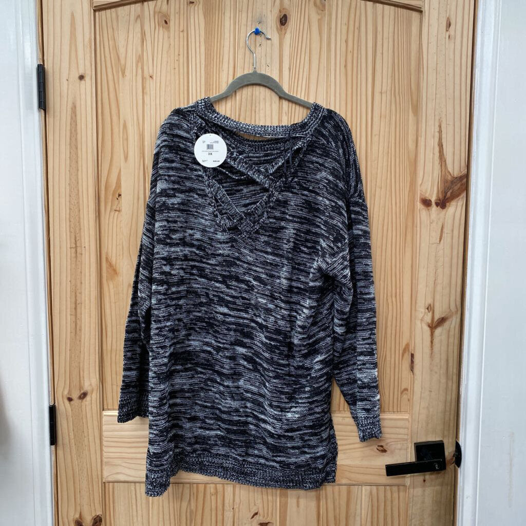 WOMENS LOVE BY DESIGN BLK/WHITE SWEATER 3X NWT