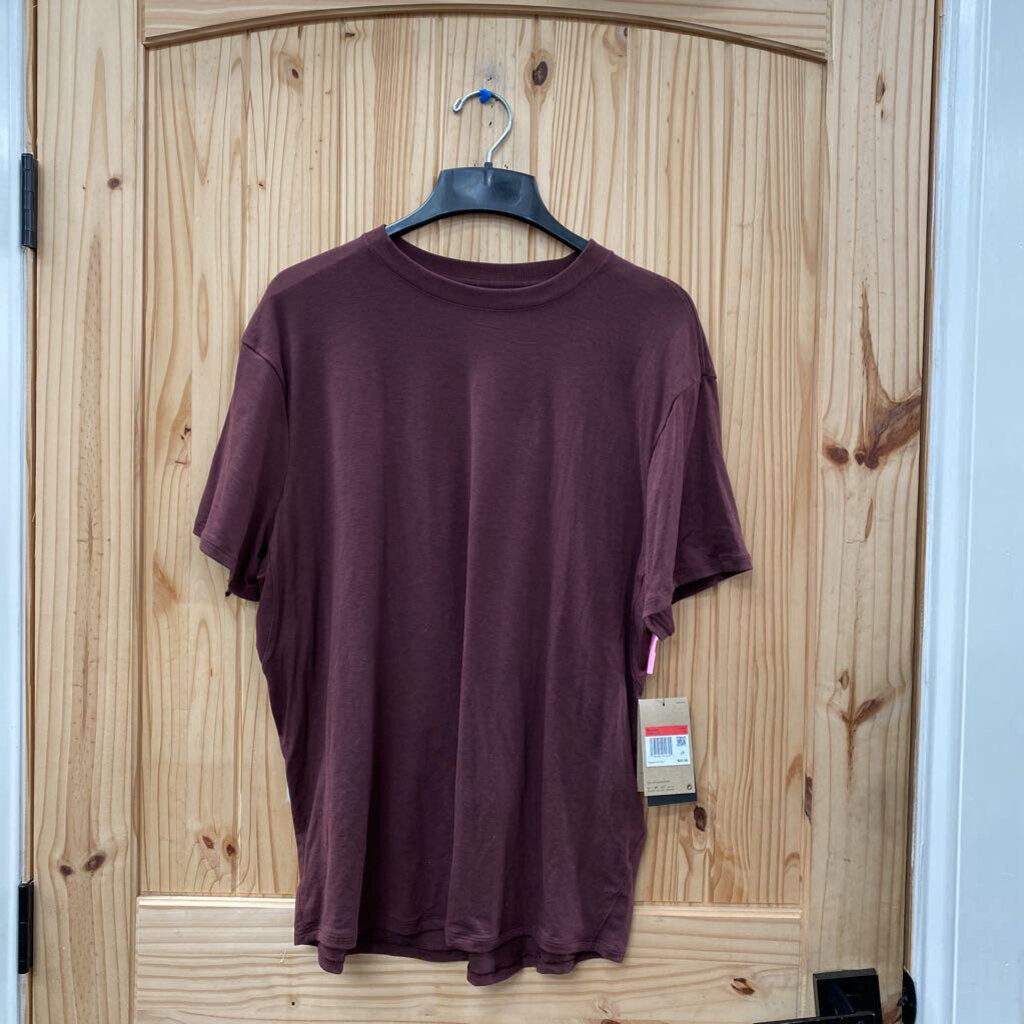 WOMENS NIKE DK BURGUNDY T-SHIRT L NWT