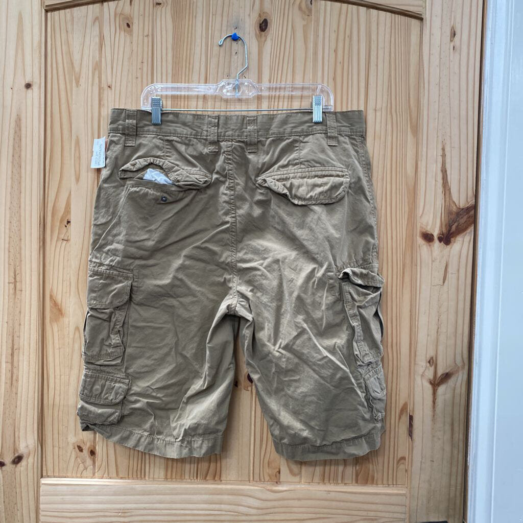 MENS ROUNDTREE & YORKE DK TAN CARGO SHORTS 38