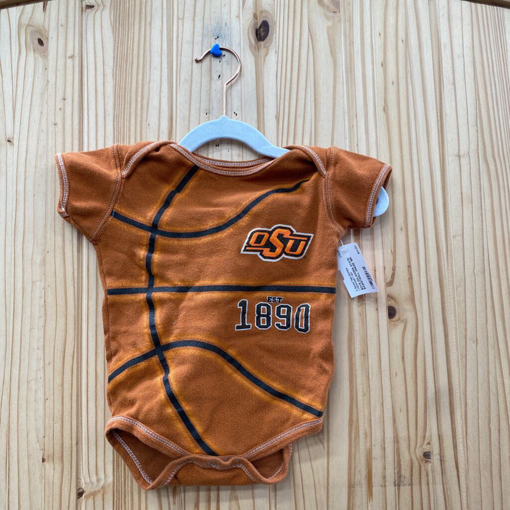 BOYS OKLAHOMA STATE BASKETBALL ONESIE 18M