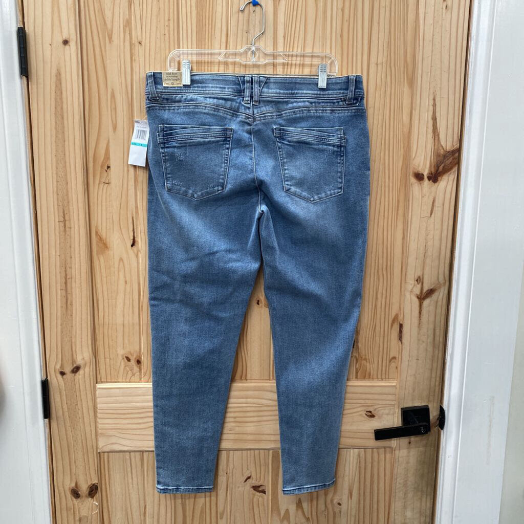 WOMENS DEMOCRCY DENIM JEANS 16 NWT