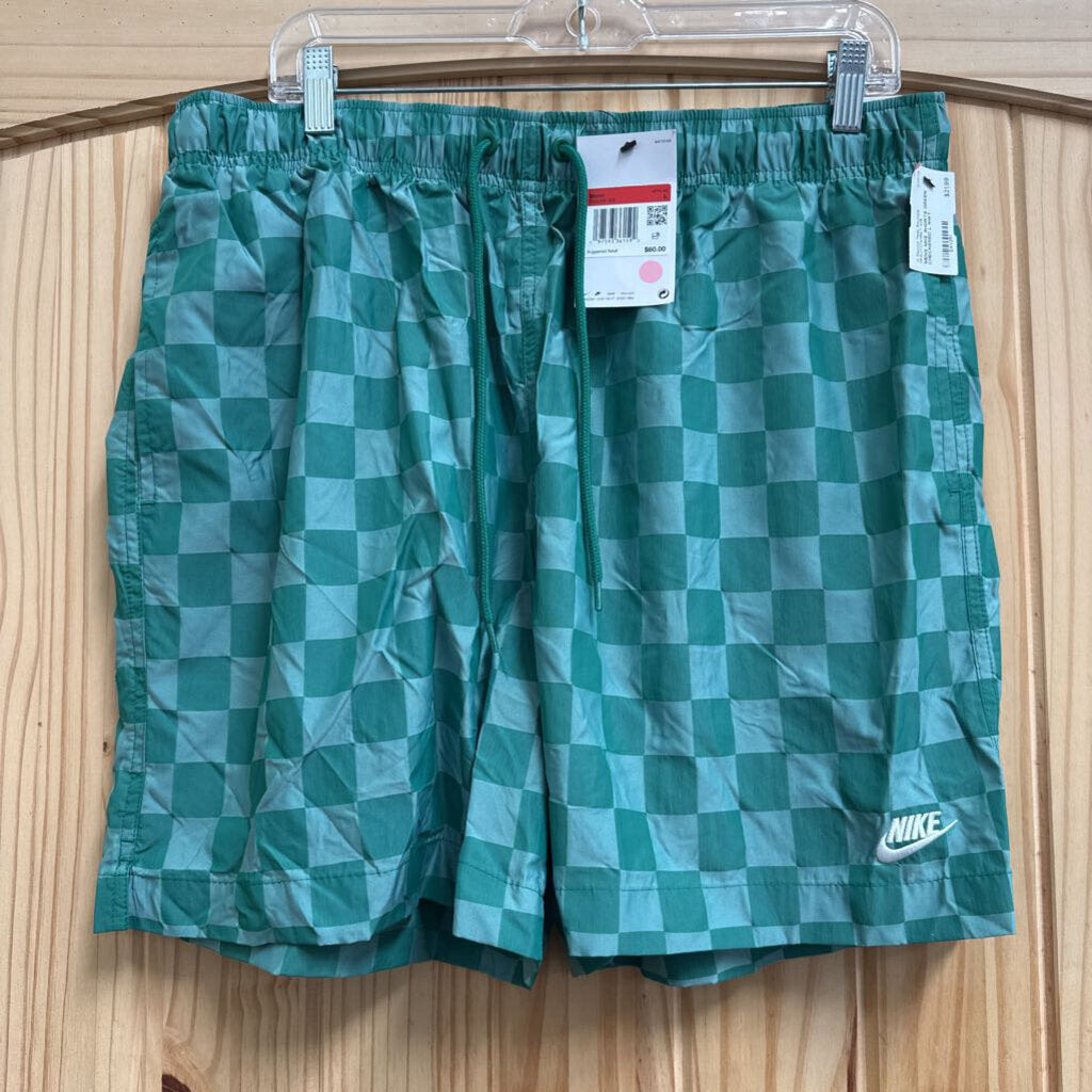 MENS NIKE SHORTS GREEN CHECKERED L NWT