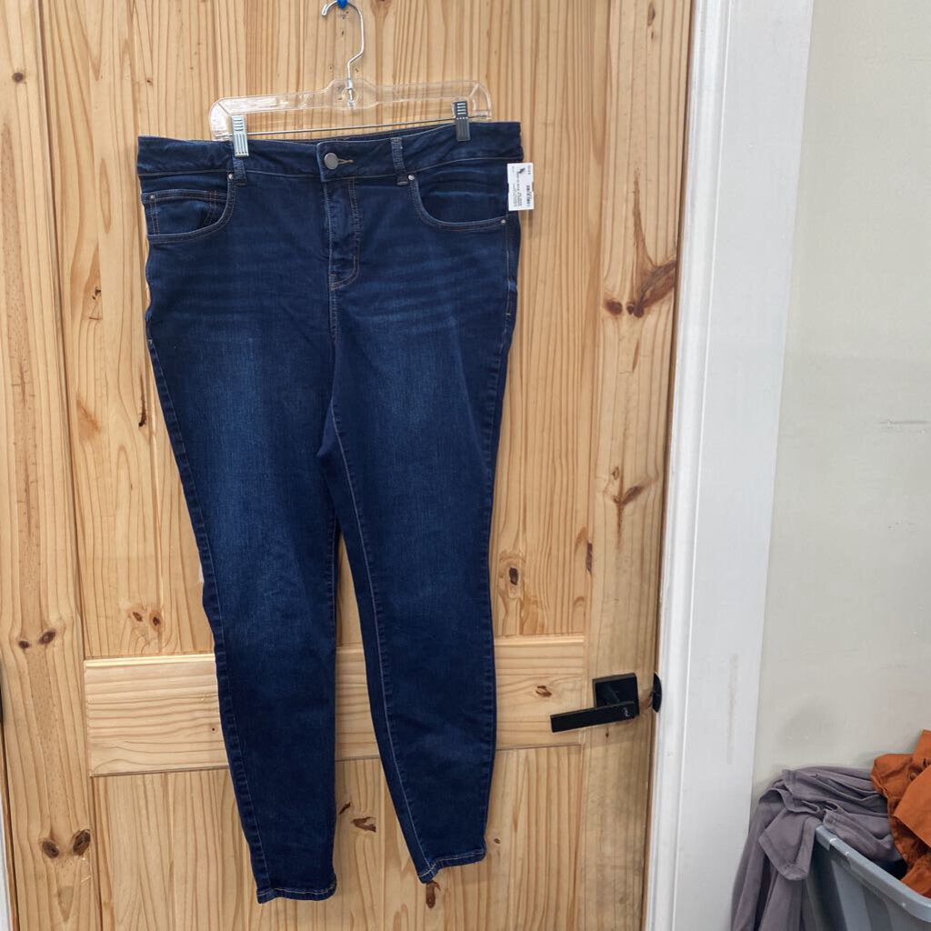 WOMENS M JEANS DK DENIM JEANS 16W