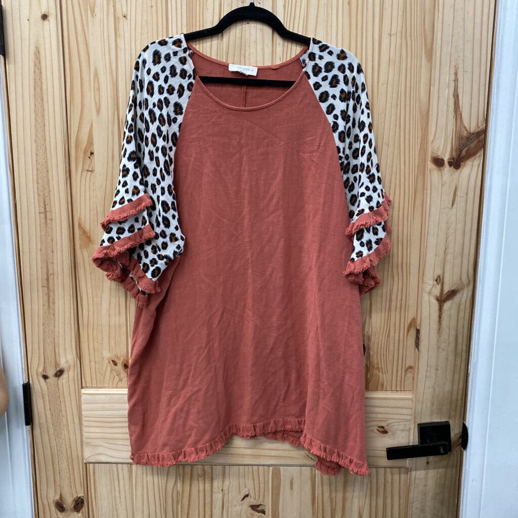 WOMENS UMGEE + CAUSAL TOP RUST/LEOPARD/TAN 2XL